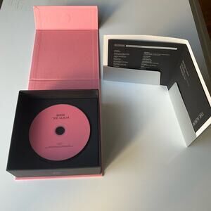 BlackPink THE ALBUM Version 1, K-pop CD